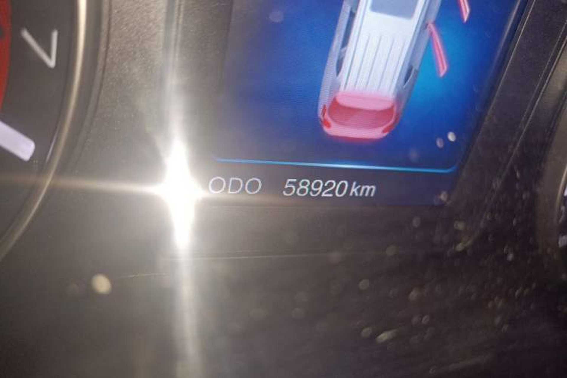 Used Haval H2 2014 1.5T Manual Two-Wheel Drive Elite Edition Odometer Close Up