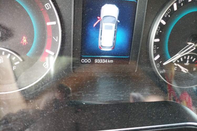 Used Haval H2 2014 1.5T Manual Two-Wheel Drive Elite Edition Odometer Close Up