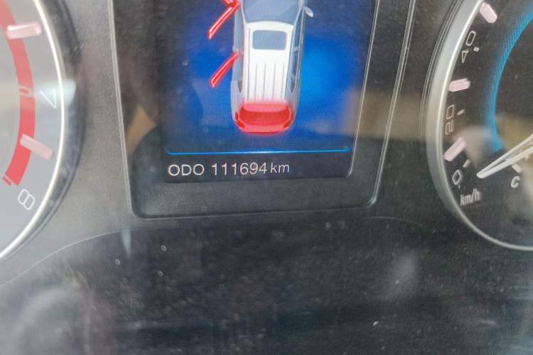 Used Haval H2 2014 1.5T Manual Two-Wheel Drive Elite Edition Odometer Close Up