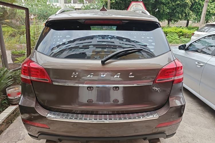Used Haval H2 2014 1.5T Manual Two-Wheel Drive Elite Edition Rear
