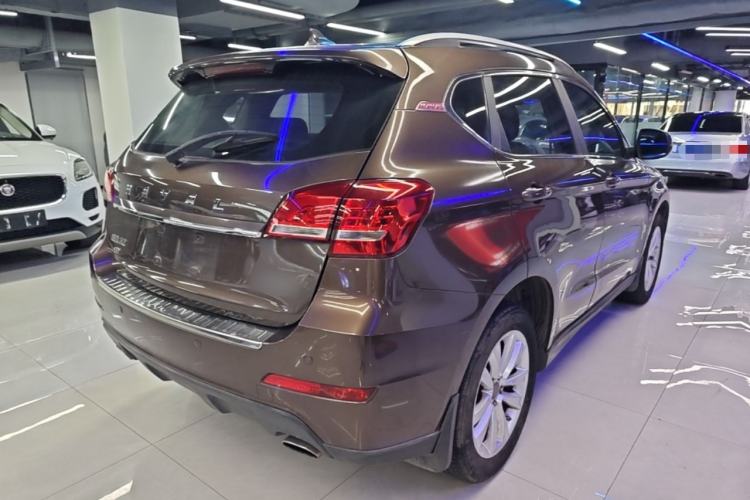 Used Haval H2 2014 1.5T Manual Two-Wheel Drive Elite Edition Rear Right 45 Deg