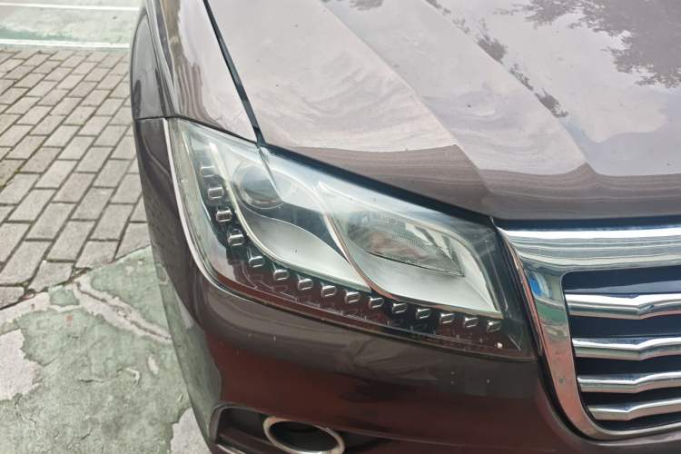 Used Haval H2 2014 1.5T Manual Two-Wheel Drive Elite Edition Right Front Headlight