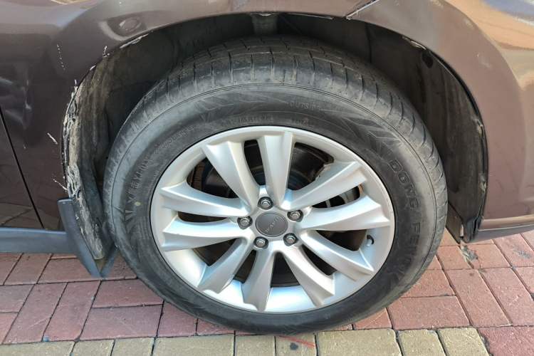 Used Haval H2 2014 1.5T Manual Two-Wheel Drive Prestige Edition Right Front Wheel Hub