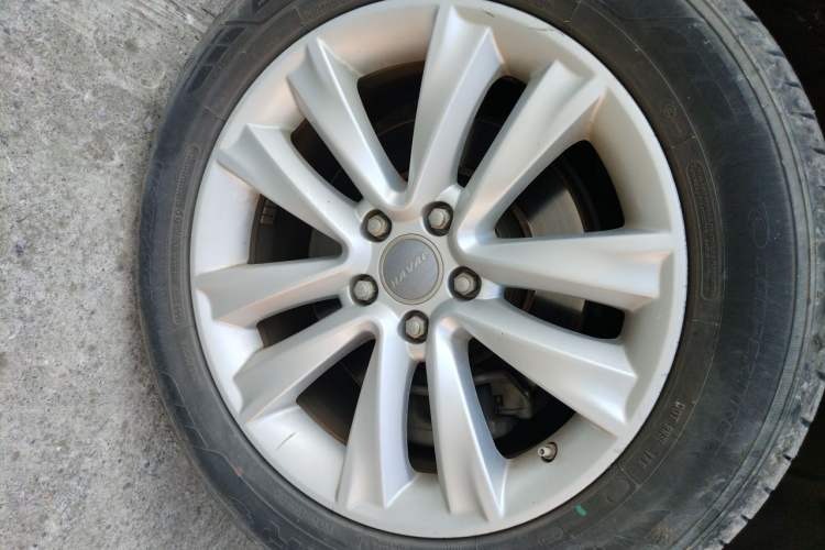 Used Haval H2 2014 1.5T Manual Two-Wheel Drive Elite Edition Right Front Wheel Hub