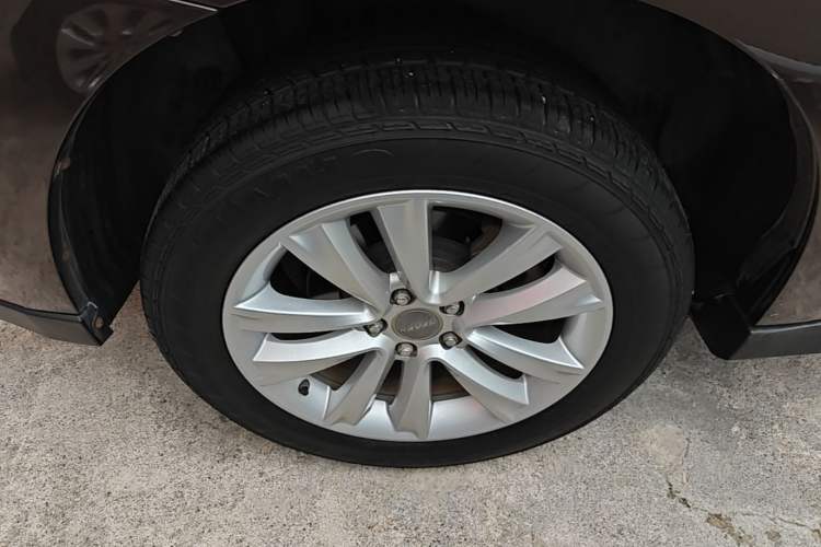 Used Haval H2 2014 1.5T Manual Two-Wheel Drive Elite Edition Right Rear Wheel Hub