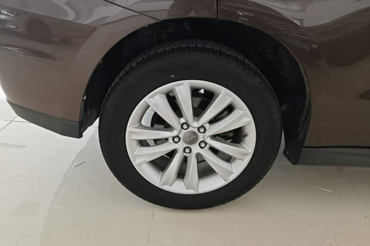 Used Haval H2 2014 1.5T Manual Two-Wheel Drive Elite Edition Right Rear Wheel Hub