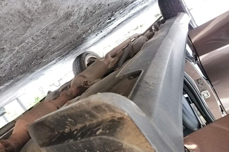 Used Haval H2 2014 1.5T Manual Two-Wheel Drive Elite Edition Right Side Sill