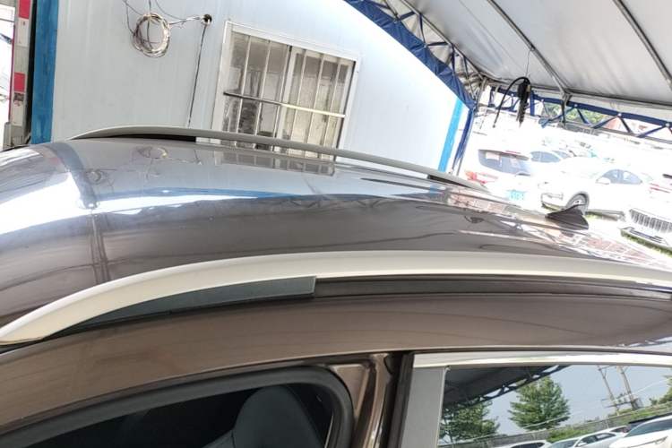 Used Haval H2 2014 1.5T Manual Two-Wheel Drive Elite Edition Roof