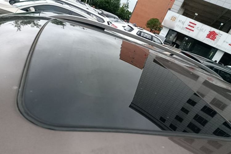 Used Haval H2 2014 1.5T Manual Two-Wheel Drive Elite Edition Roof