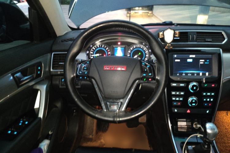 Used Haval H2 2014 1.5T Manual Two-Wheel Drive Prestige Edition Steering Wheel