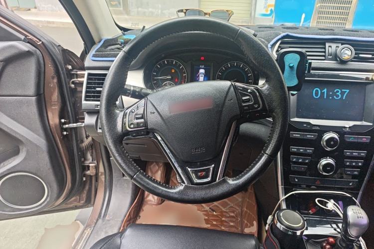 Used Haval H2 2014 1.5T Manual Two-Wheel Drive Elite Edition Steering Wheel