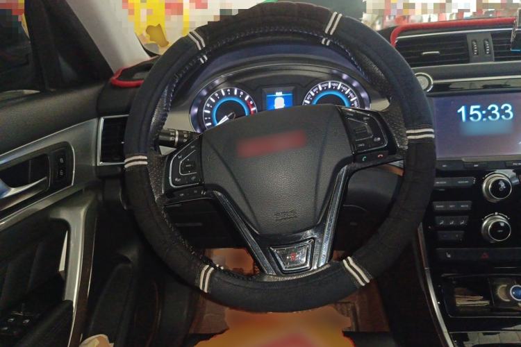 Used Haval H2 2014 1.5T Manual Two-Wheel Drive Elite Edition Steering Wheel