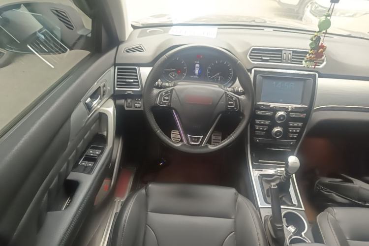 Used Haval H2 2014 1.5T Manual Two-Wheel Drive Elite Edition Steering Wheel
