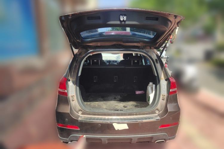 Used Haval H2 2014 1.5T Manual Two-Wheel Drive Elite Edition Trunk