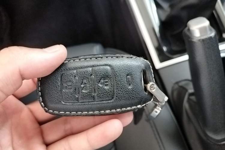 Used Haval H2 2014 1.5T Manual Two-Wheel Drive Elite Edition Vehicle Key