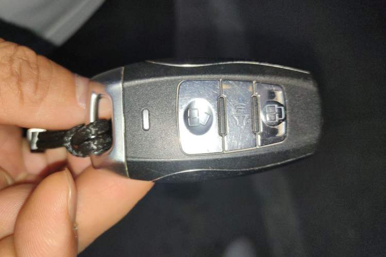 Used Haval H2 2014 1.5T Manual Two-Wheel Drive Prestige Edition Vehicle Key