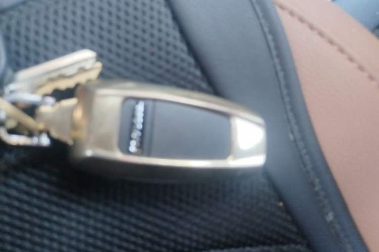 Used Haval H2 2014 1.5T Manual Two-Wheel Drive Elite Edition Vehicle Key