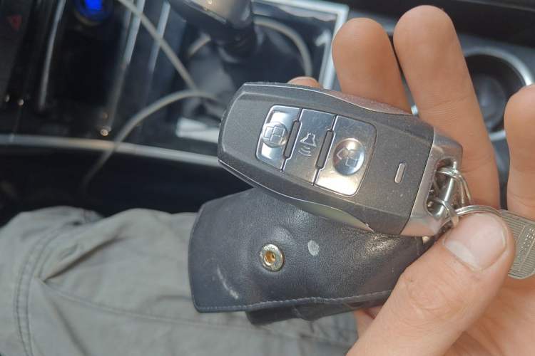 Used Haval H2 2014 1.5T Manual Two-Wheel Drive Elite Edition Vehicle Key