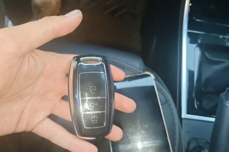 Used Haval H2 2014 1.5T Manual Two-Wheel Drive Elite Edition Vehicle Key