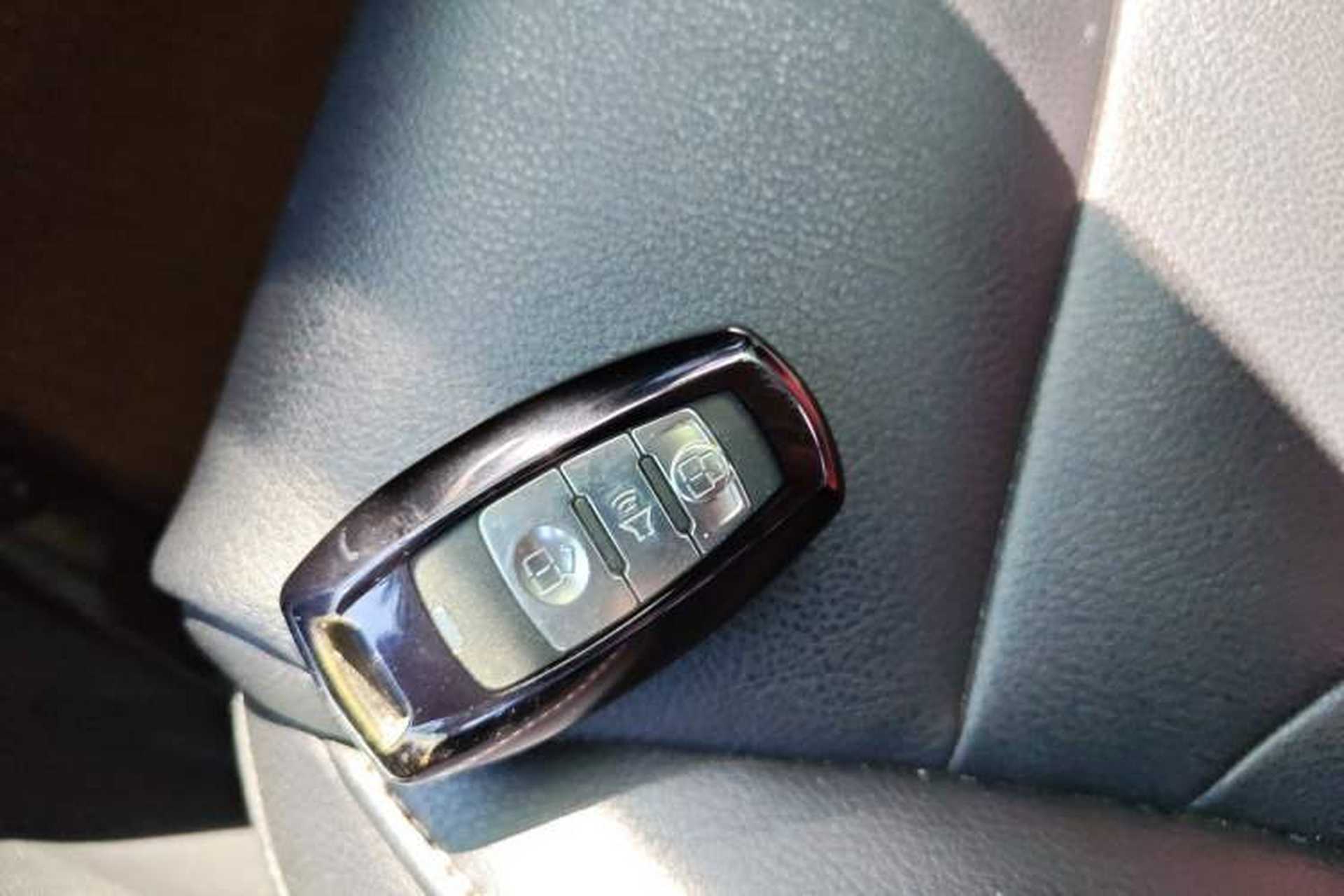 Used Haval H2 2014 1.5T Manual Two-Wheel Drive Elite Edition Vehicle Key