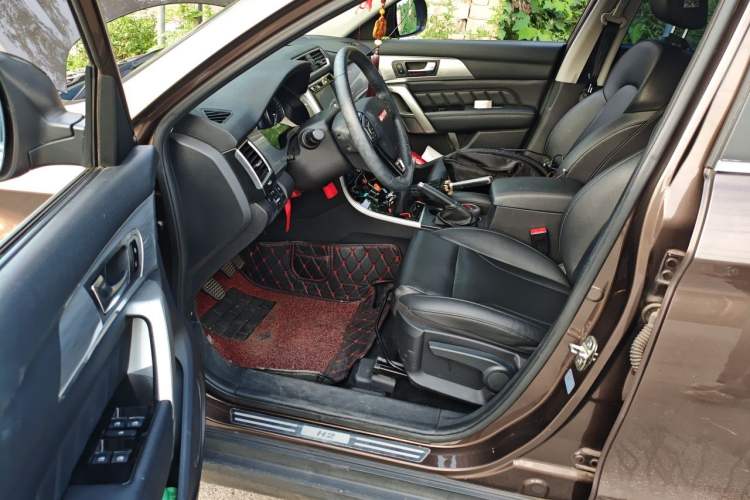 Used Haval H2 2014 1.5T Manual Two-Wheel Drive Elite Edition Driver Seat