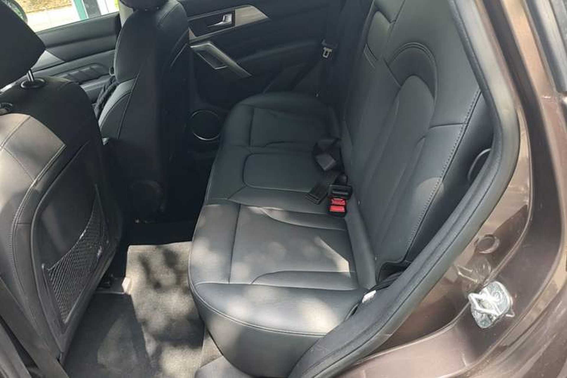 Used Haval H2 2014 1.5T Manual Two-Wheel Drive Prestige Edition Left Rear Seat
