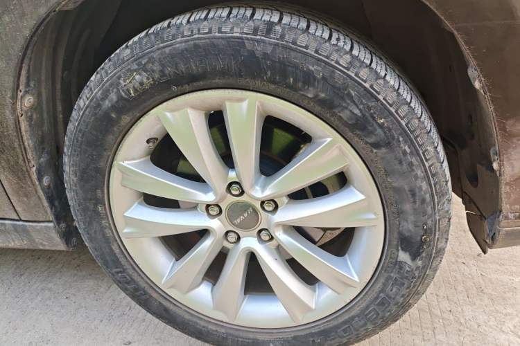 Used Haval H2 2014 1.5T Manual Two-Wheel Drive Elite Edition Right Front Wheel Hub