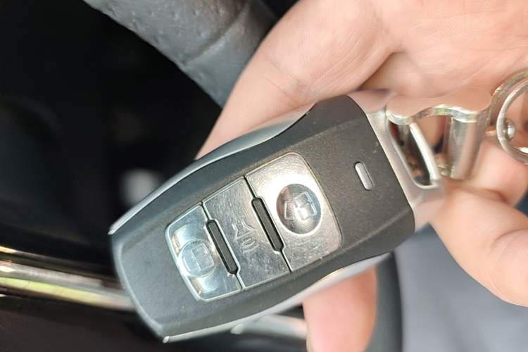 Used Haval H2 2014 1.5T Manual Two-Wheel Drive Prestige Edition Vehicle Key
