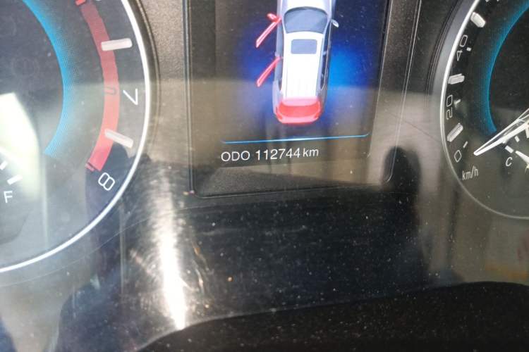 Used Haval H2 2014 1.5T Manual Two-Wheel Drive Elite Edition Odometer Close Up