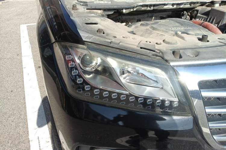 Used Haval H2 2014 1.5T Manual Two-Wheel Drive Elite Edition Right Front Headlight