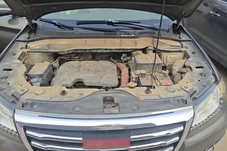 Used Haval H2 2014 1.5T Manual Two-Wheel Drive Elite Edition Engine Bay