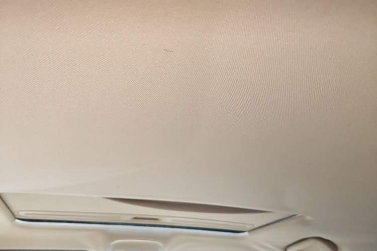 Used Haval H2 2014 1.5T Manual Two-Wheel Drive Elite Edition Headliner