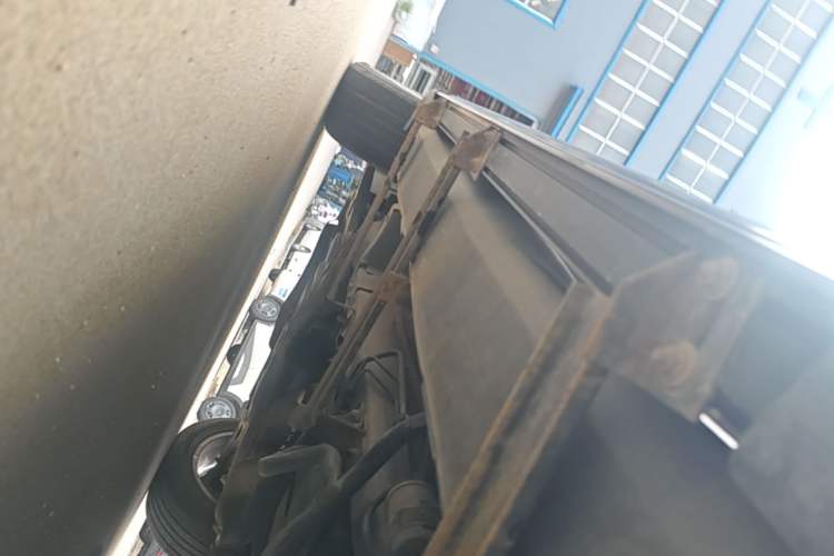 Used Haval H2 2014 1.5T Manual Two-Wheel Drive Elite Edition Left Side Sill