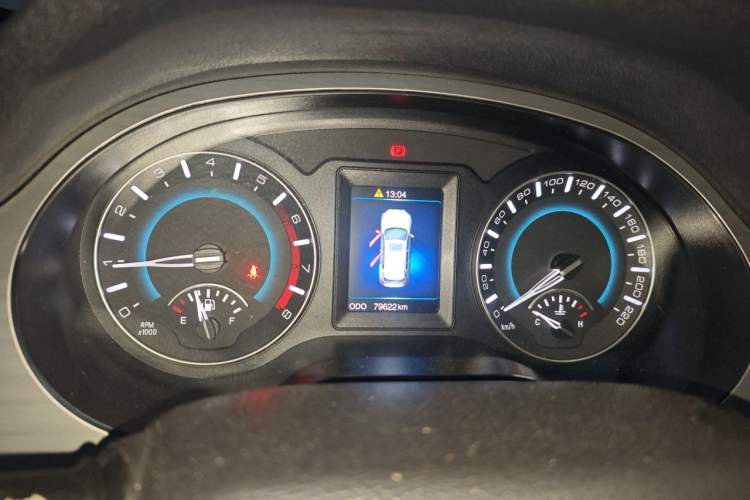 Used Haval H2 2014 1.5T Manual Two-Wheel Drive Elite Edition Instrument Cluster