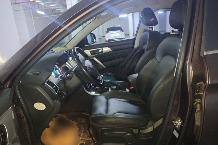 Used Haval H2 2014 1.5T Manual Two-Wheel Drive Elite Edition Left Front Seat