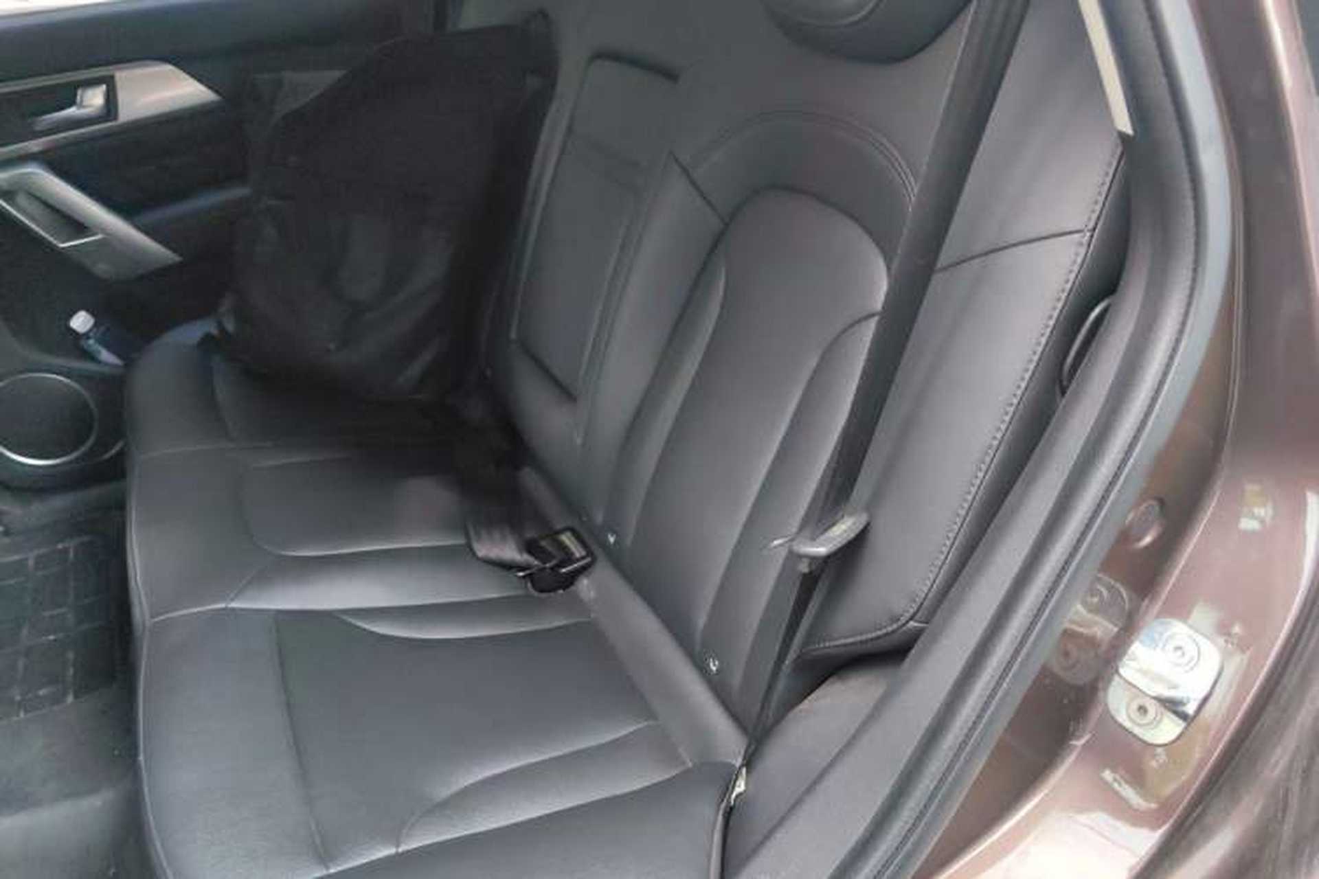Used Haval H2 2014 1.5T Manual Two-Wheel Drive Elite Edition Left Rear Seat