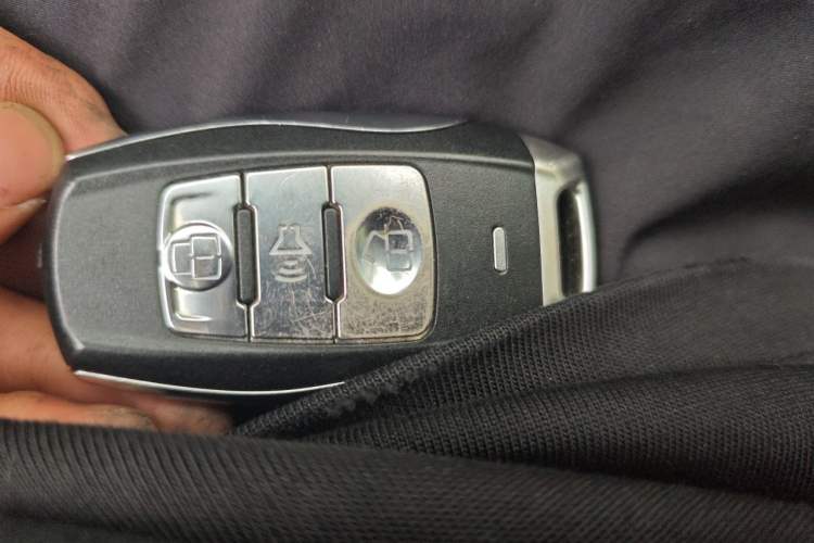 Used Haval H2 2014 1.5T Manual Two-Wheel Drive Elite Edition Vehicle Key