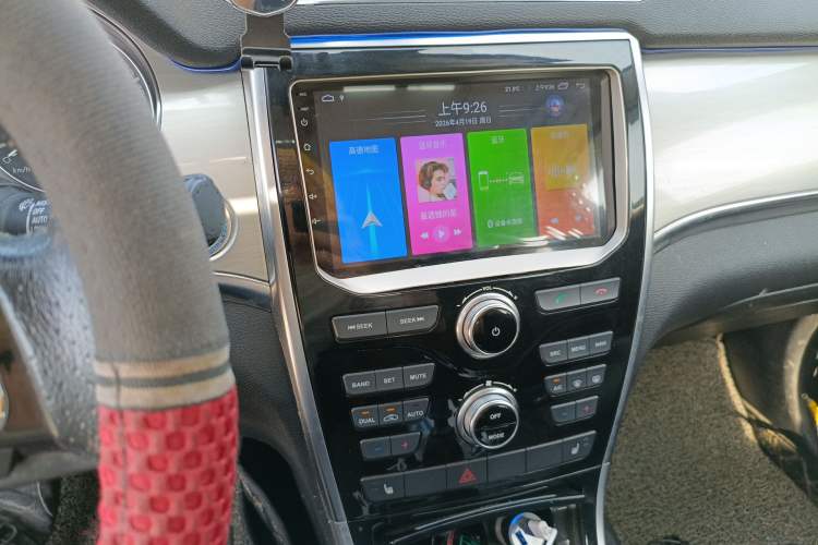 Used Haval H2 2014 1.5T Manual Two-Wheel Drive Prestige Edition Audio And AC Panel