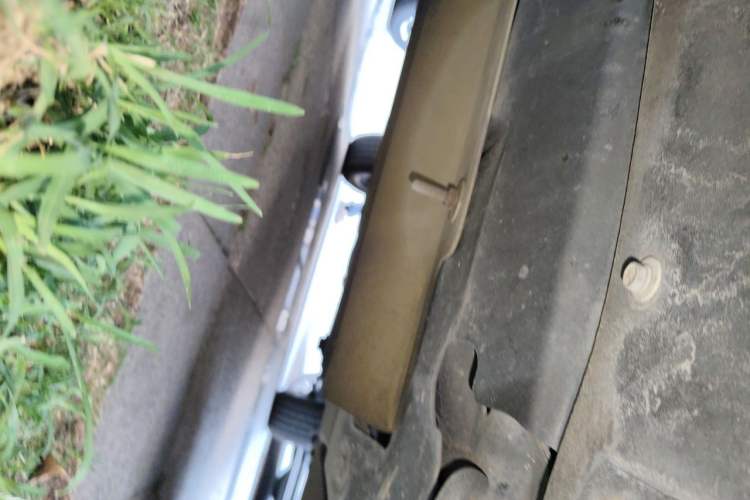 Used Haval H2 2014 1.5T Manual Two-Wheel Drive Elite Edition Chassis Front
