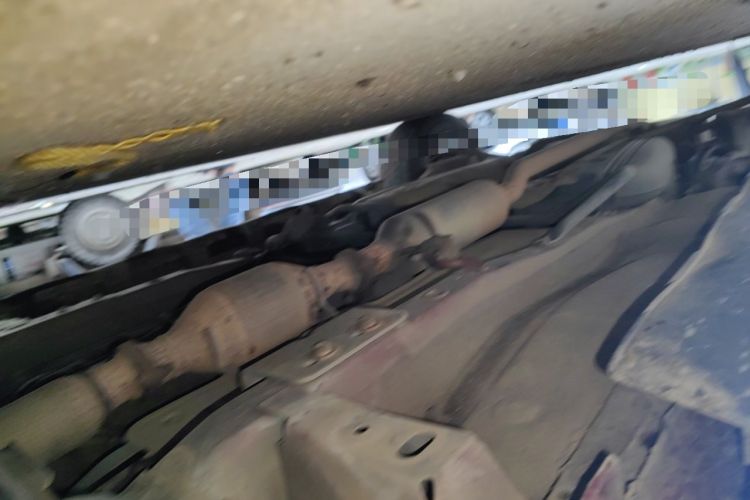 Used Haval H2 2014 1.5T Manual Two-Wheel Drive Elite Edition Chassis Front Right
