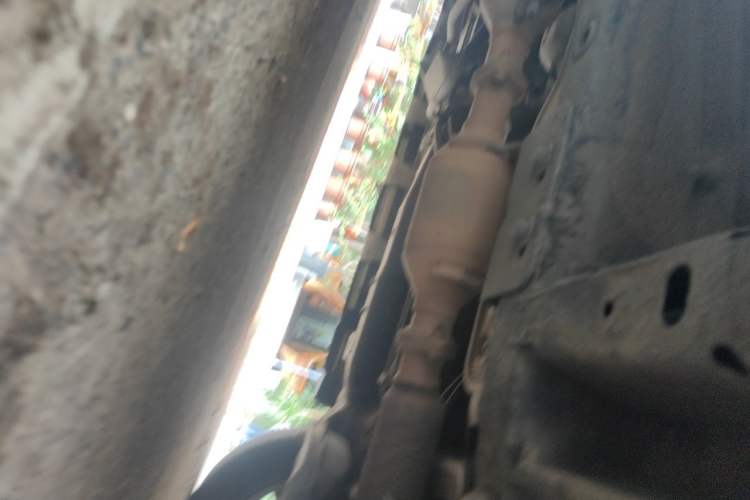 Used Haval H2 2014 1.5T Manual Two-Wheel Drive Elite Edition Chassis Front Right