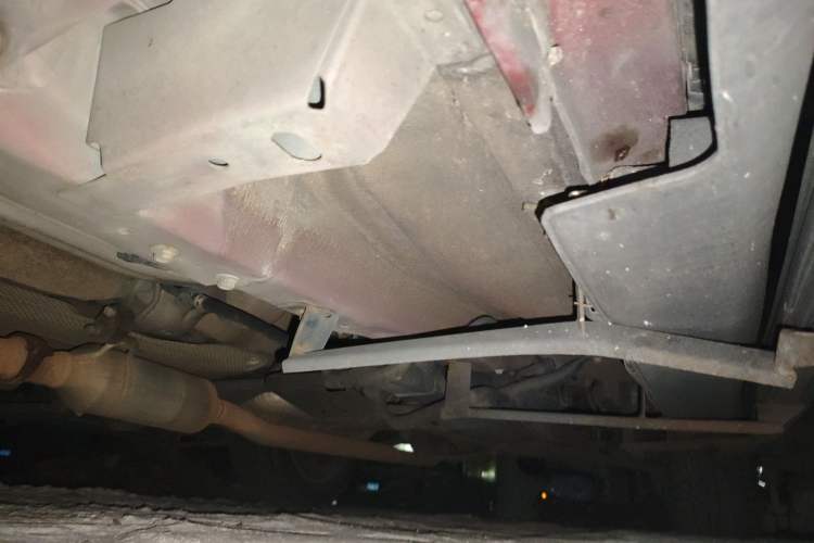 Used Haval H2 2014 1.5T Manual Two-Wheel Drive Prestige Edition Chassis Front Right