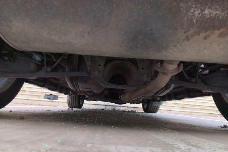 Used Haval H2 2014 1.5T Manual Two-Wheel Drive Prestige Edition Chassis Rear