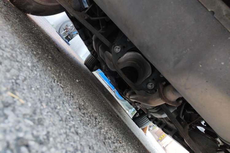 Used Haval H2 2014 1.5T Manual Two-Wheel Drive Elite Edition Chassis Rear