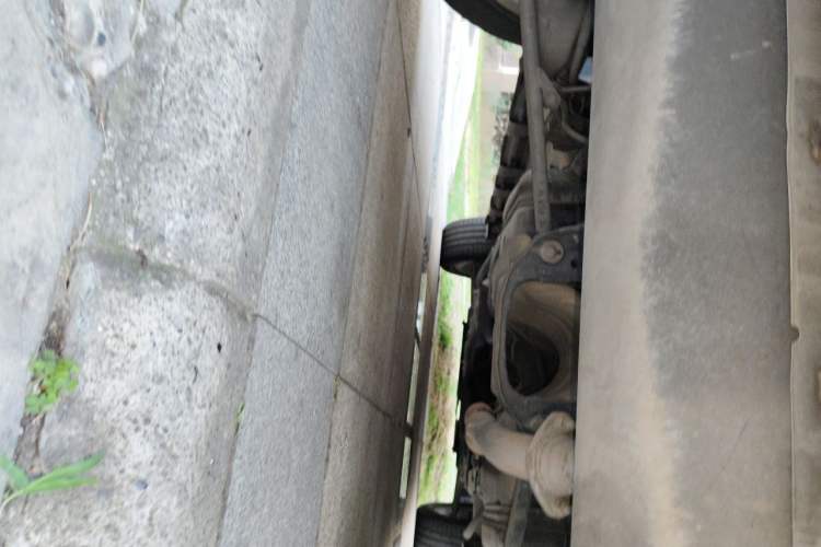 Used Haval H2 2014 1.5T Manual Two-Wheel Drive Elite Edition Chassis Rear