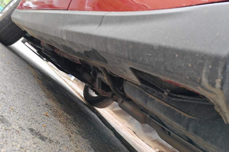 Used Haval H2 2014 1.5T Manual Two-Wheel Drive Elite Edition Chassis Rear Left