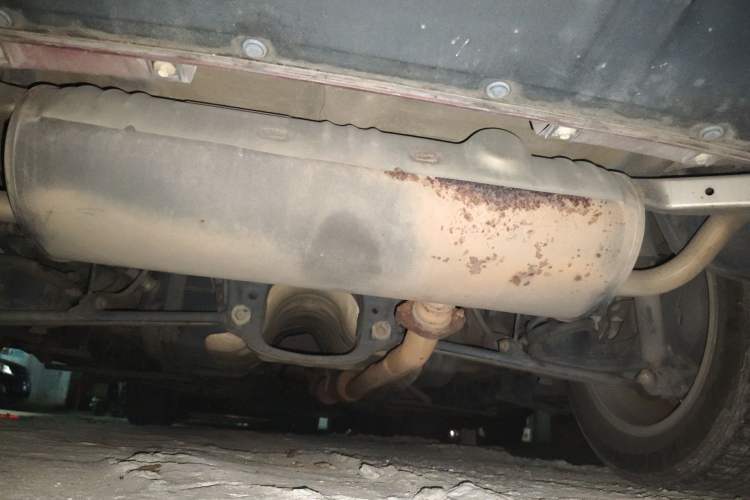 Used Haval H2 2014 1.5T Manual Two-Wheel Drive Prestige Edition Chassis Rear
