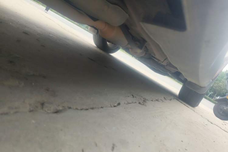 Used Haval H2 2014 1.5T Manual Two-Wheel Drive Elite Edition Chassis Rear Right