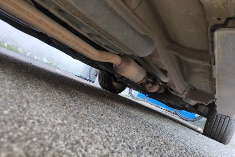 Used Haval H2 2014 1.5T Manual Two-Wheel Drive Elite Edition Chassis Rear Right