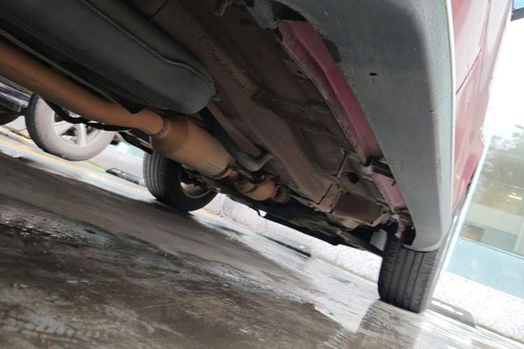 Used Haval H2 2014 1.5T Manual Two-Wheel Drive Elite Edition Chassis Rear Right